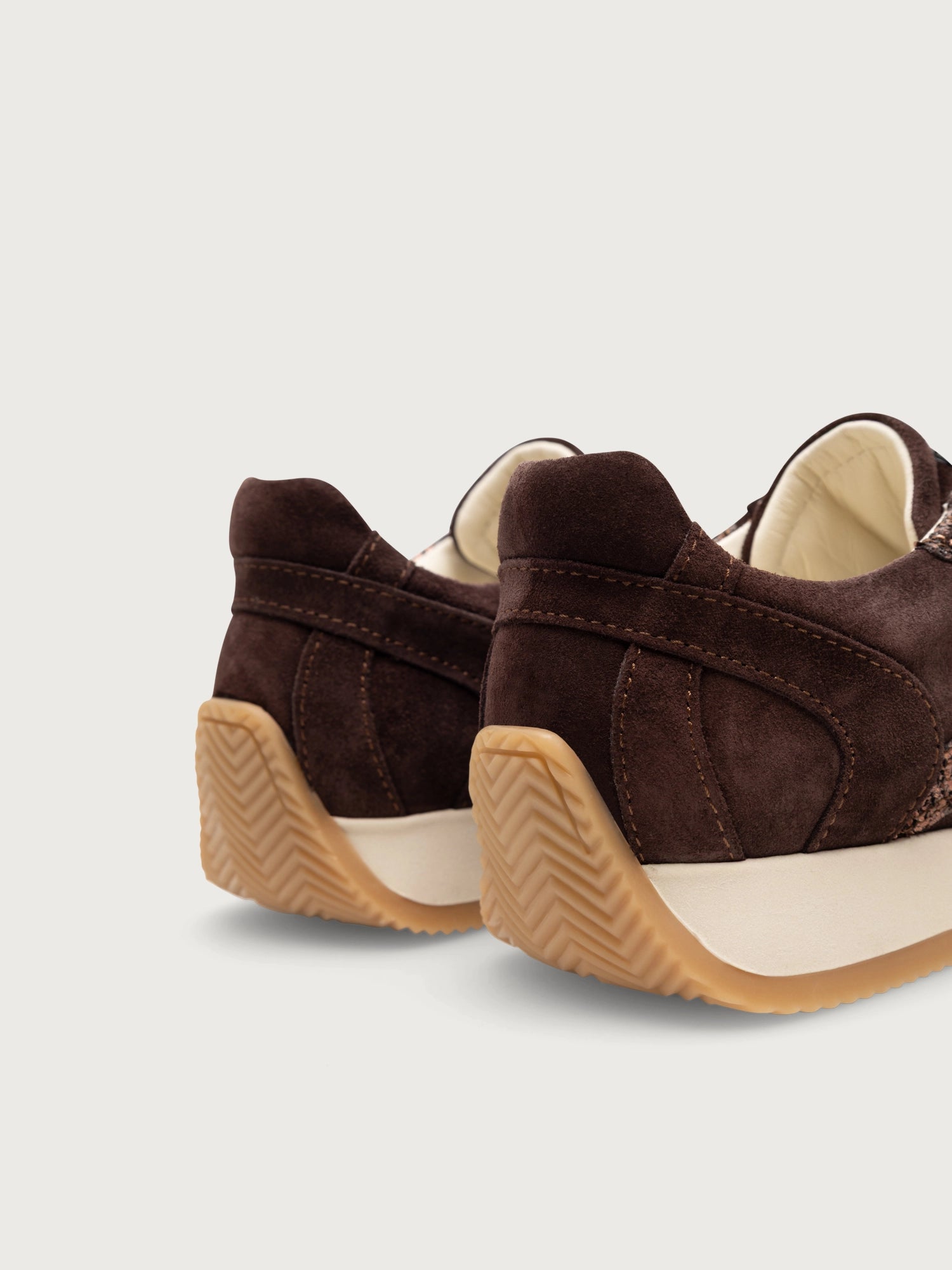 BREEZE 11