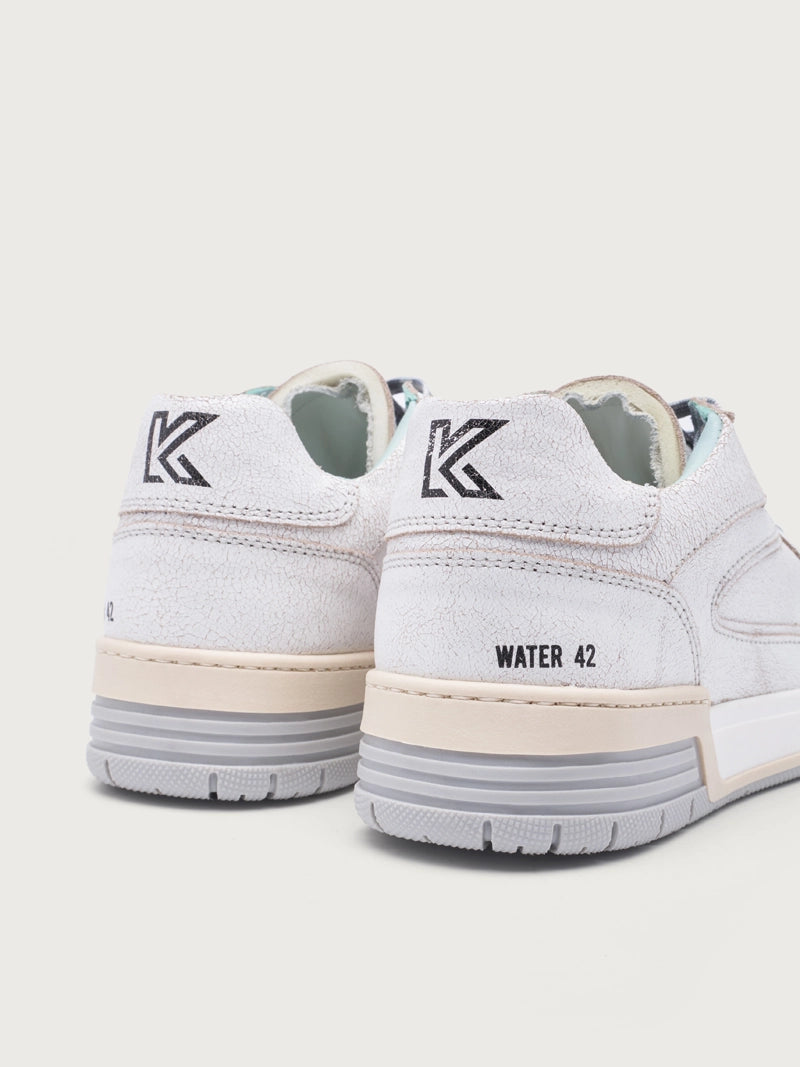 WATER 42